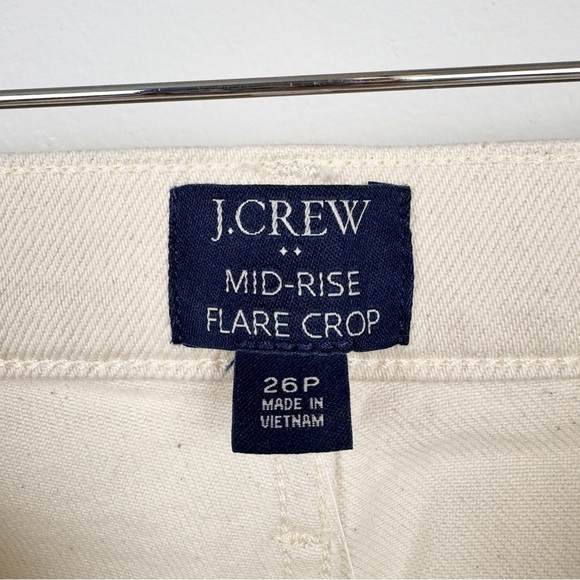 J. Crew Petite Mid-Rise Flare Crop Jeans All-Day Stretch Ecru Wash Size 26P NWT - Picture 8 of 9